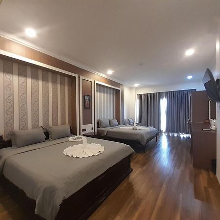 4 Rivers Hotel Phnom Penh Extérieur photo