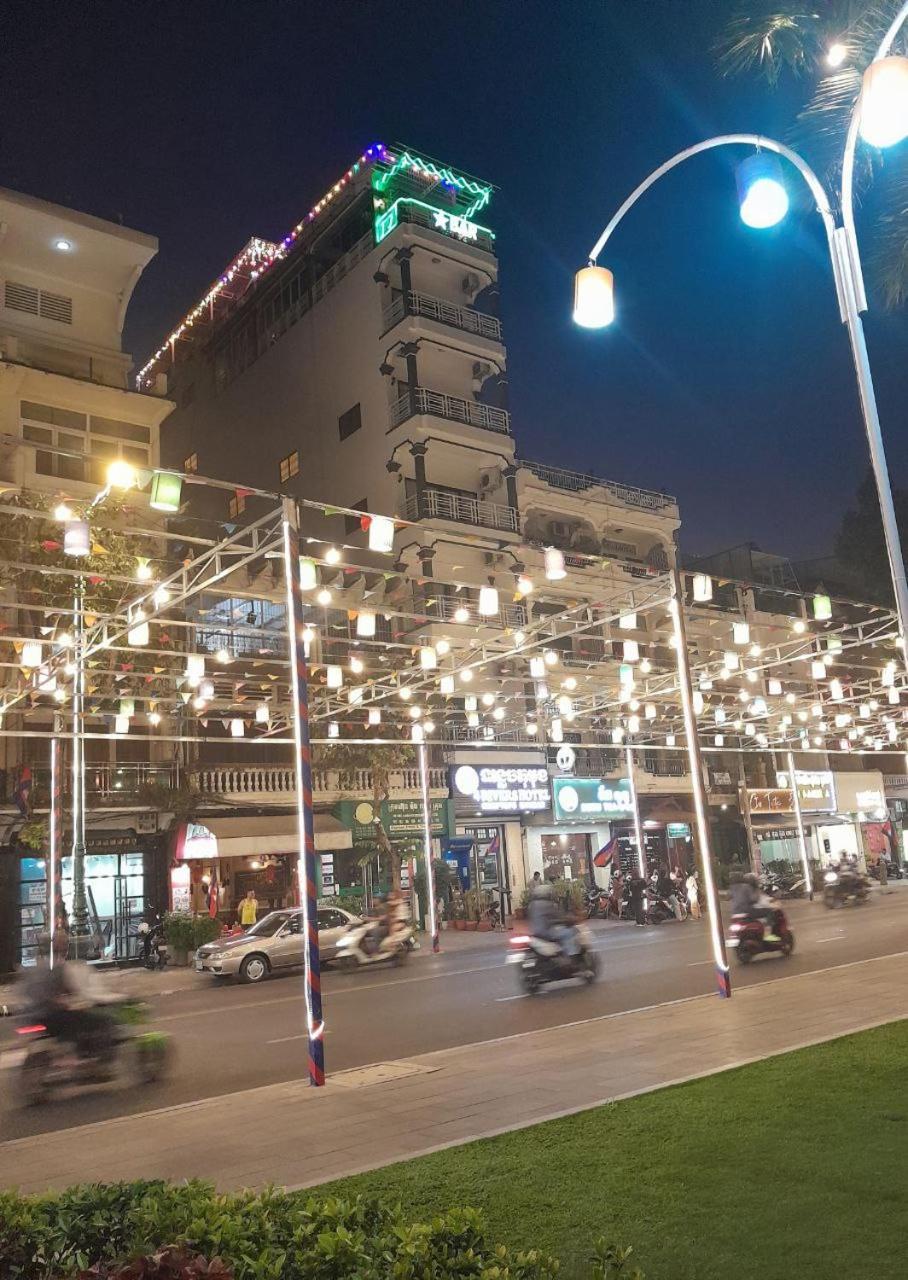 4 Rivers Hotel Phnom Penh Extérieur photo