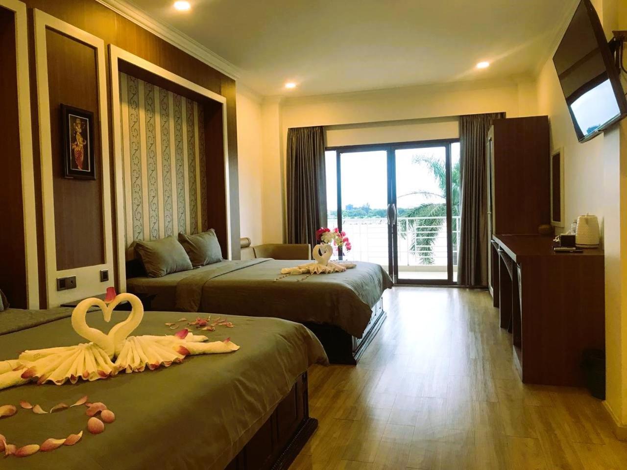 4 Rivers Hotel Phnom Penh Extérieur photo